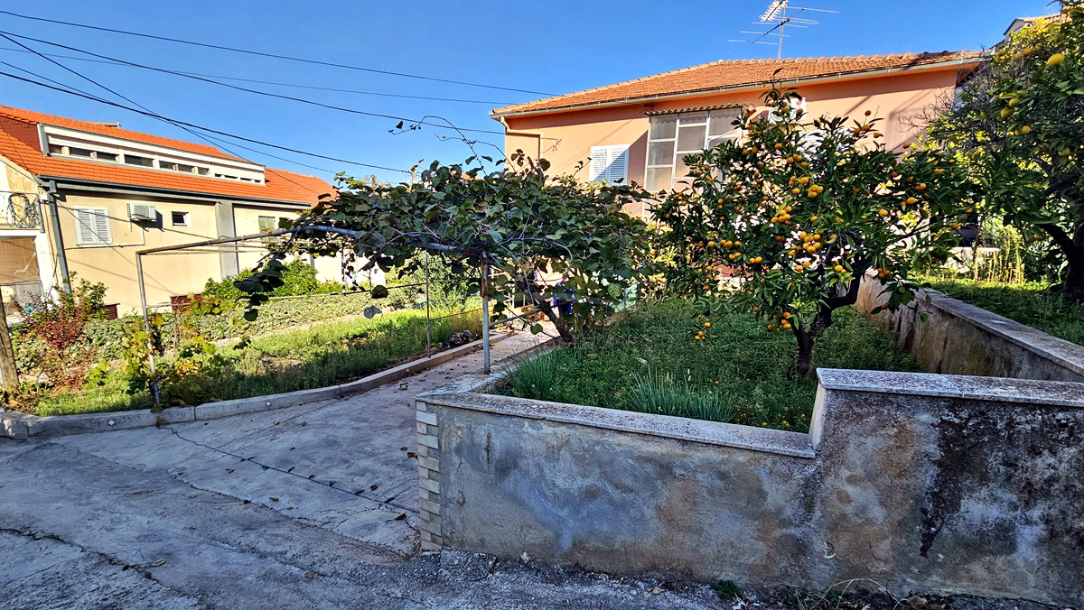 Casa a Trogir/Čiovo - Vicino al campeggio Rožac - 200 m dal mare